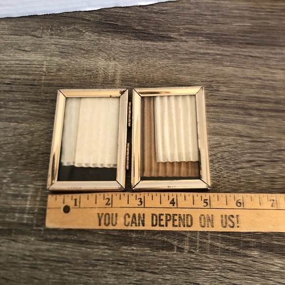 Vtg Double Picture Frame - Picture 5 of 11